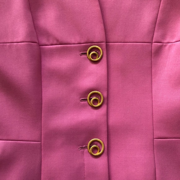 Vtg Tahari Classics Pink Wool Dress w Gold Buttons - Picture 4 of 5